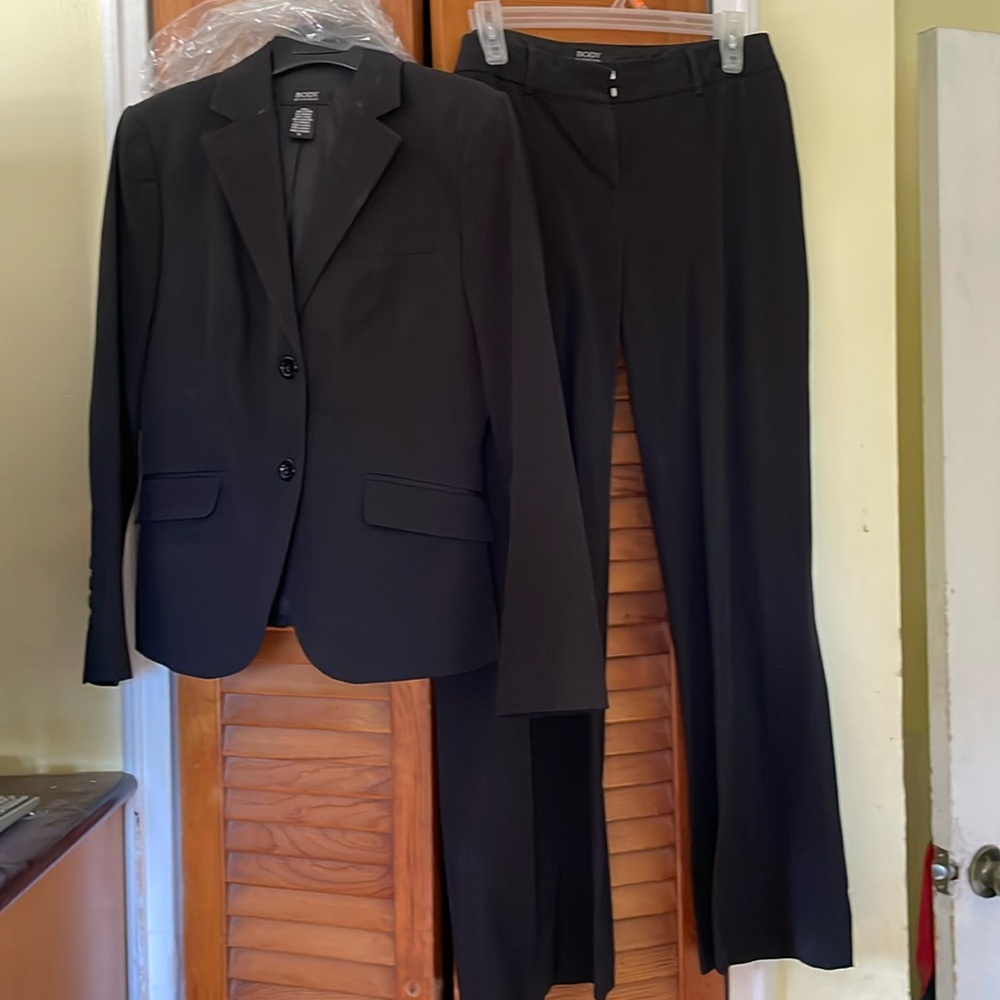 Body by Victoria Pants Suit Black